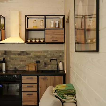 легіт Apartment Khashchovanoye